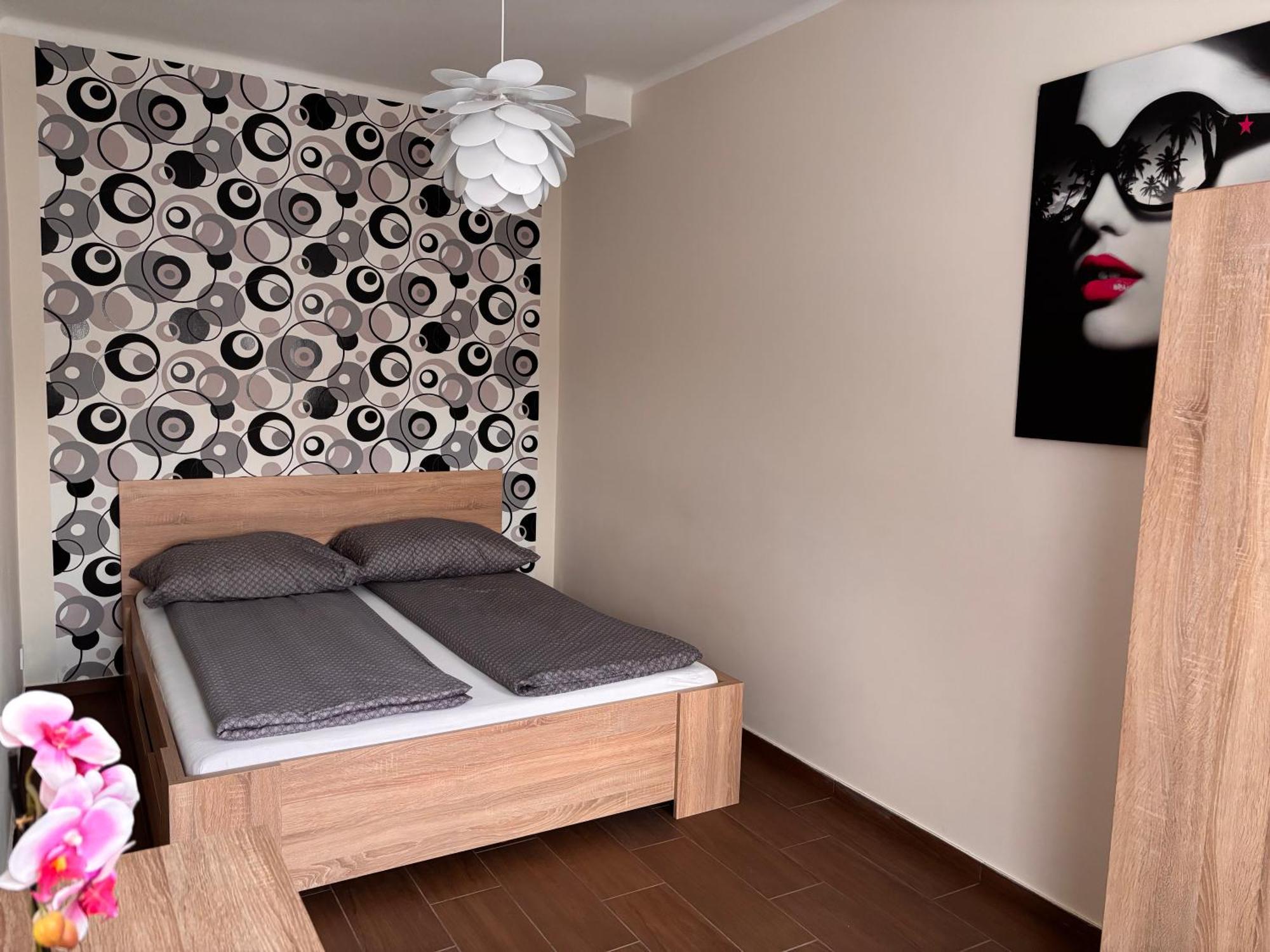 Veronika Lux Apartman Hajdúszoboszló Eksteriør billede